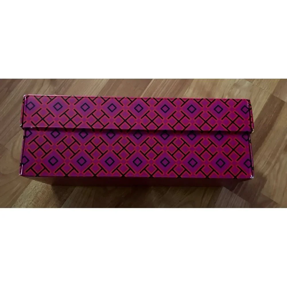 Tory Burch empty shoe‎ box